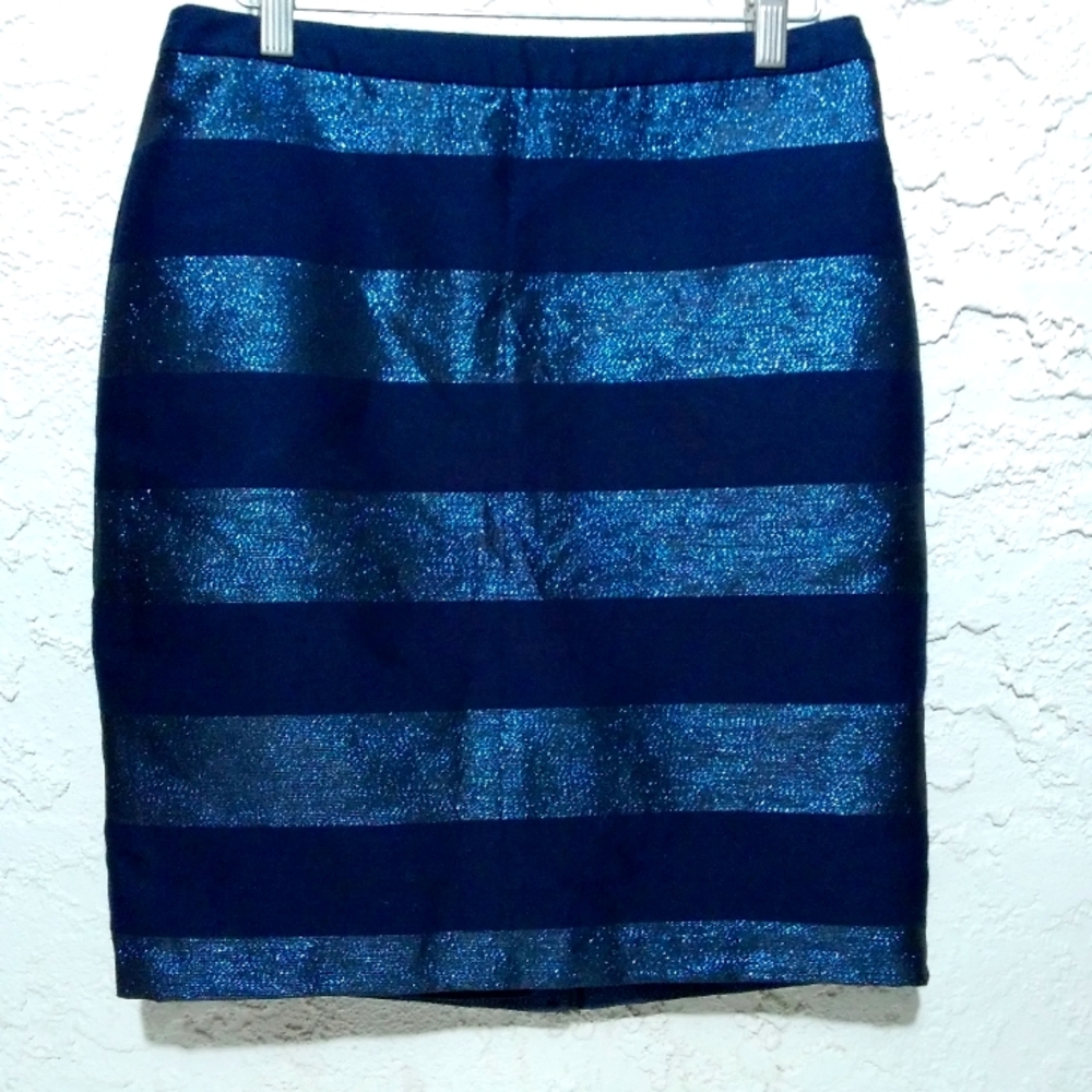 Tommy Hilfiger | NWOT Striped Metallic Navy Skirt sz.8
